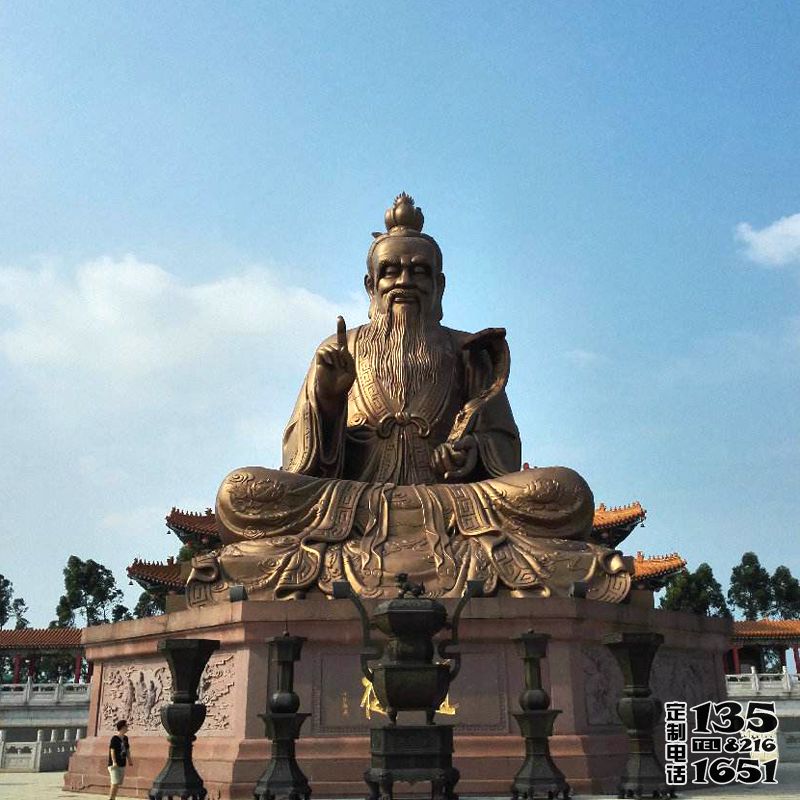 廣場景區(qū)大型玻璃鋼仿銅老子雕塑 廣場景區(qū)大型玻璃鋼仿銅老子雕塑